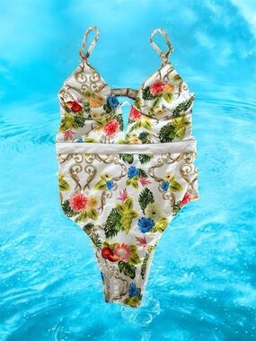 JUICY COUTURE Floral Underwire Convertible Strap One Piece Swim Size M